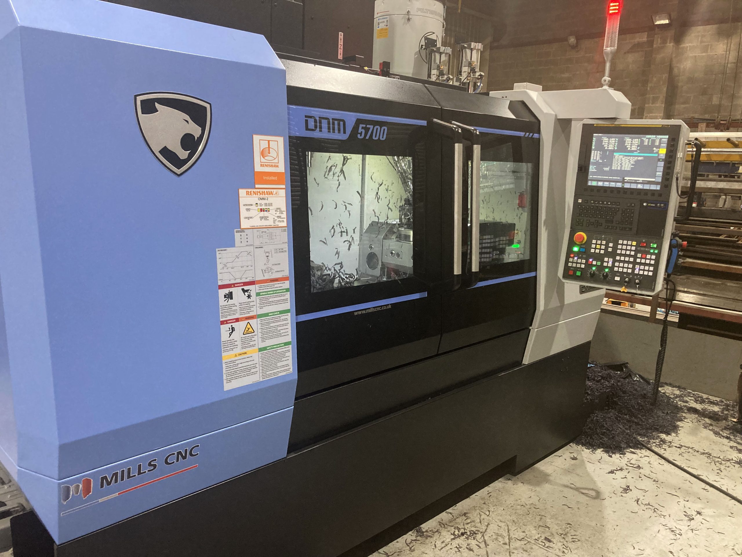 DN Solutions DNM 5700 vertical machining centre