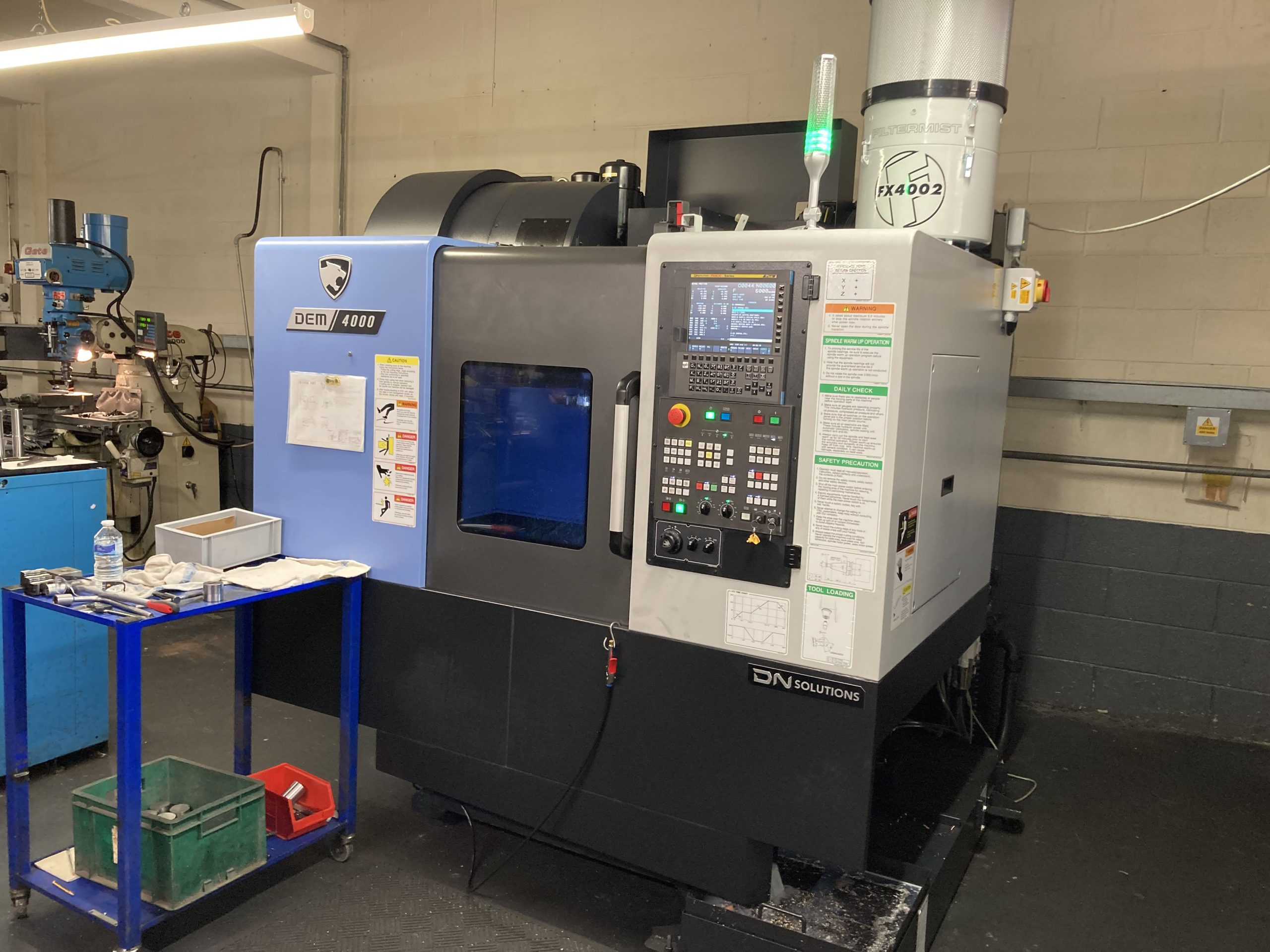 DEM 4000 Vertical Machining Centre