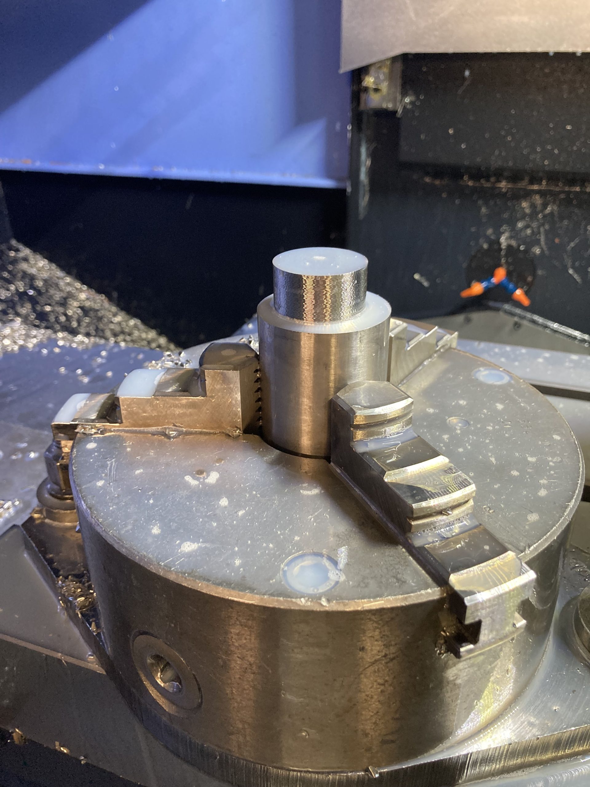 DEM 4000 Vertical Machining Centre